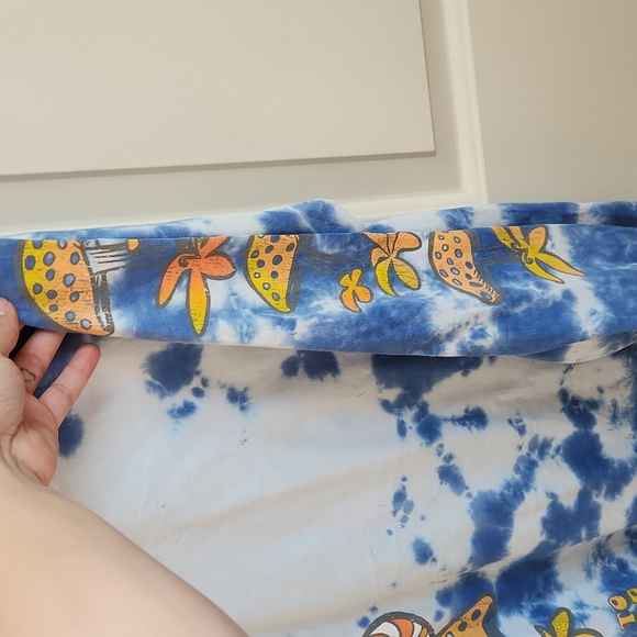 Authentic Disney Alice in Wonderland long sleeve tshirt - Picture 3 of 8